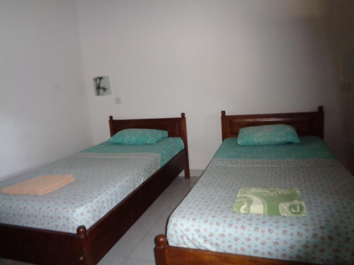 Bed and Breakfast Yulia 1 Санур Екстер'єр фото